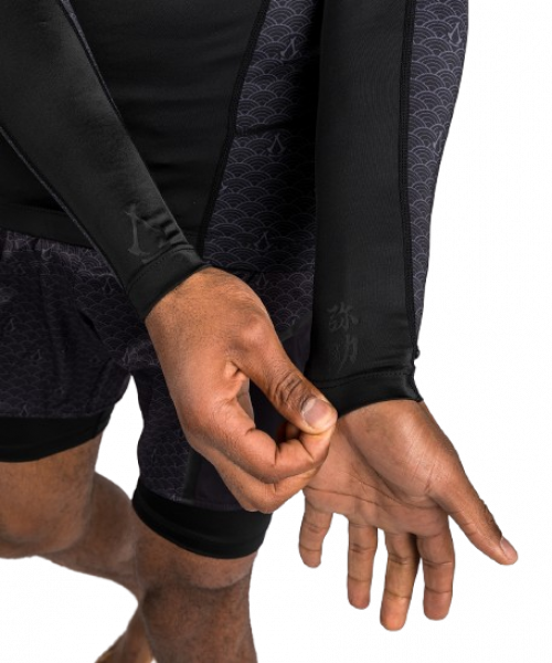 Venum Rashguard X Assassin's Creed Shadow lang schwarz